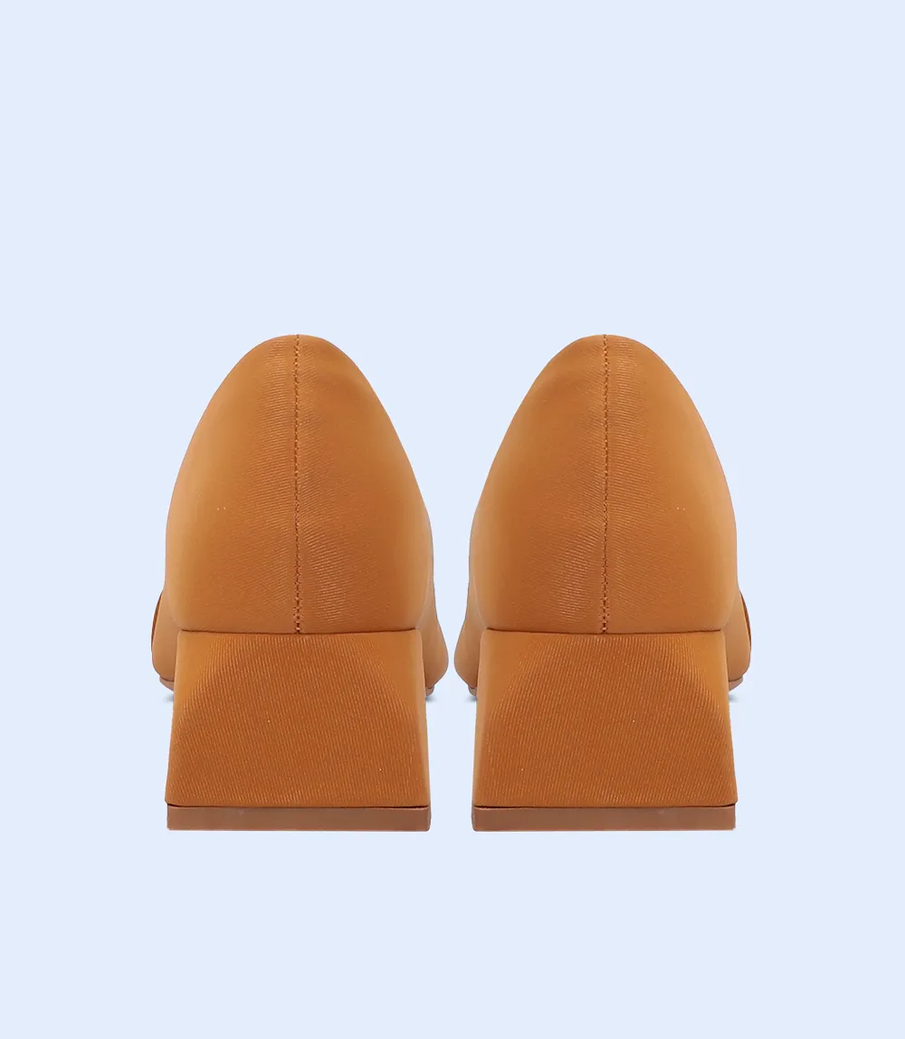 BW8639-TAN-Women Casual Court Shoes