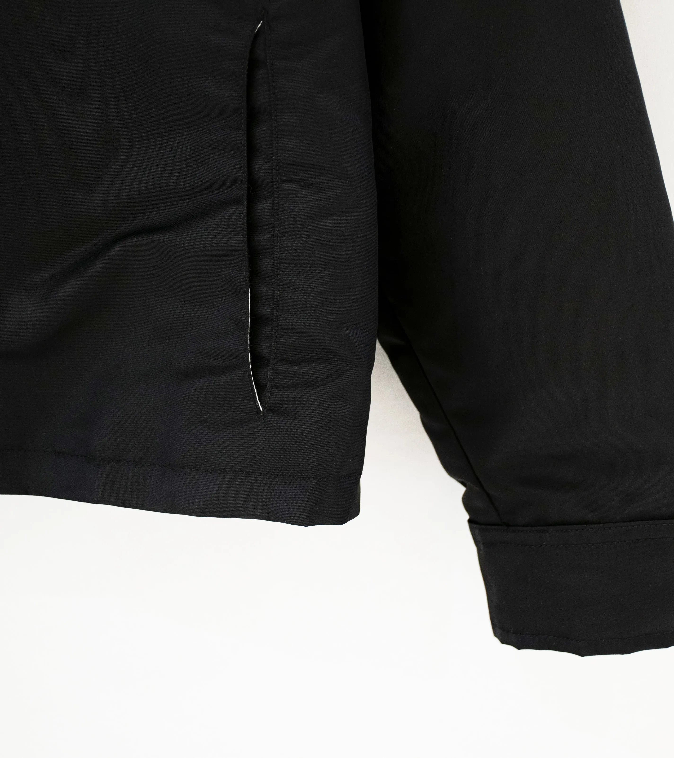 Cavecanum 'Nylon Jacket' (Black Nylon)