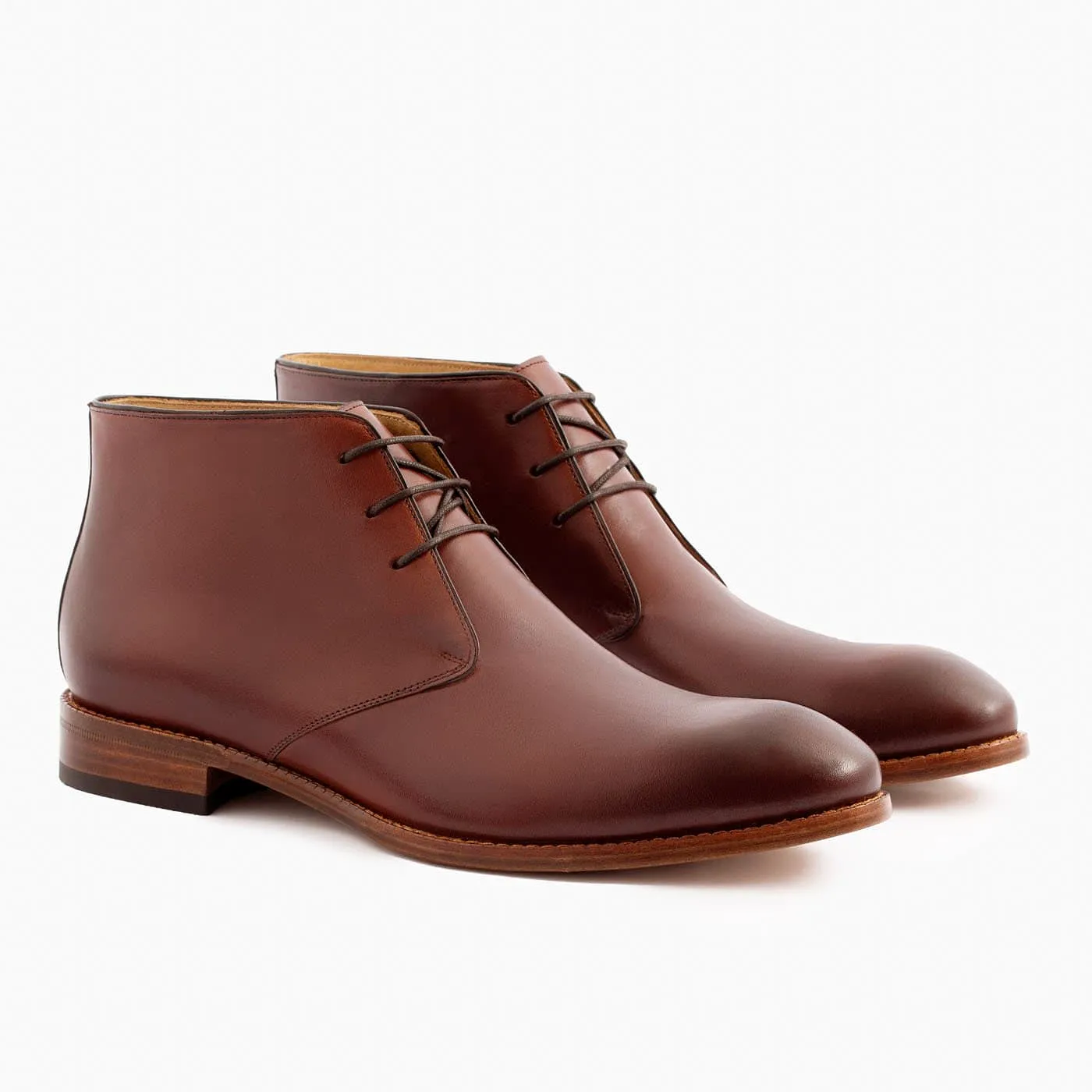 Ellis Chukka Boots - Men's