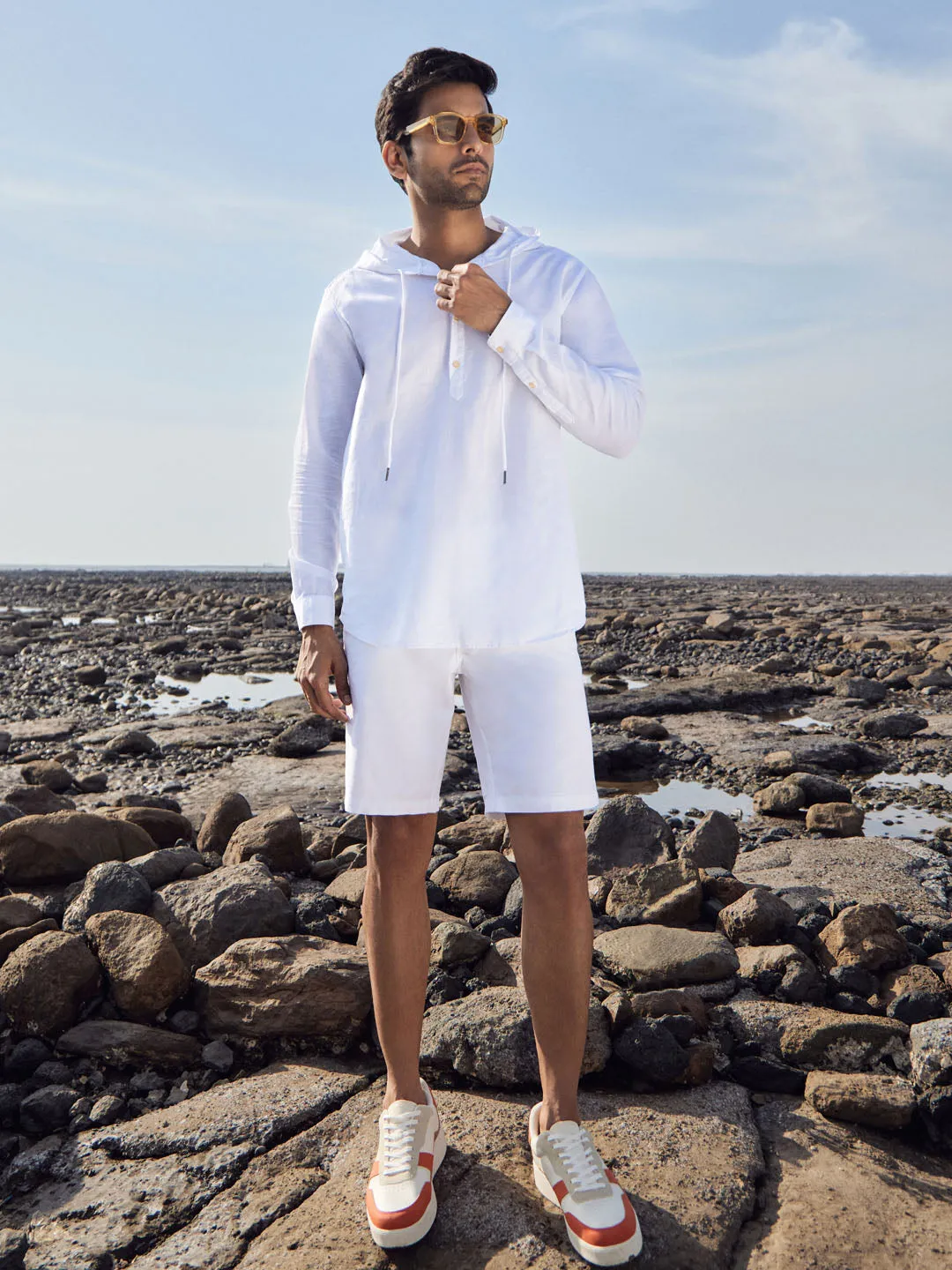 Hoodie Collar Cotton Linen White Kurta - Cloudie