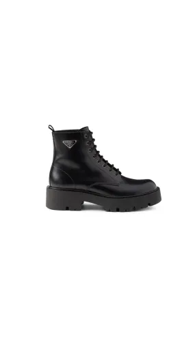 Logo Plaque Leather Combat Boots - Black