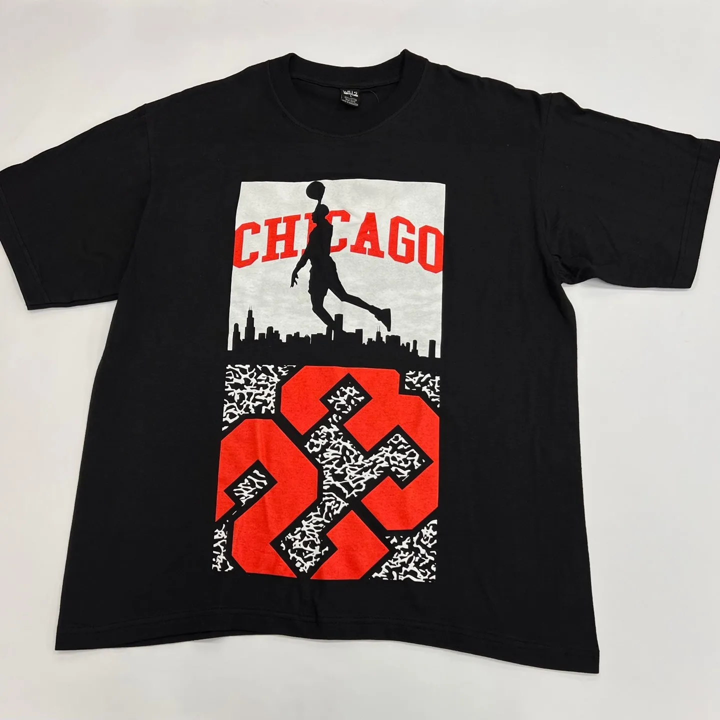 SELAH ICED Chicogo Graphic T-Shirt