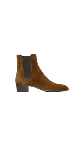 Wyatt Chelsea Boots In Suede - Land